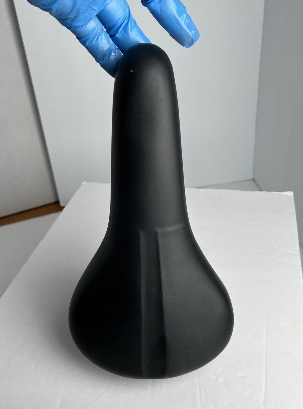 Unbranded Bicycle Bike Seat Saddle 11”in Black “QC/12” Stamped “sheng Yi”