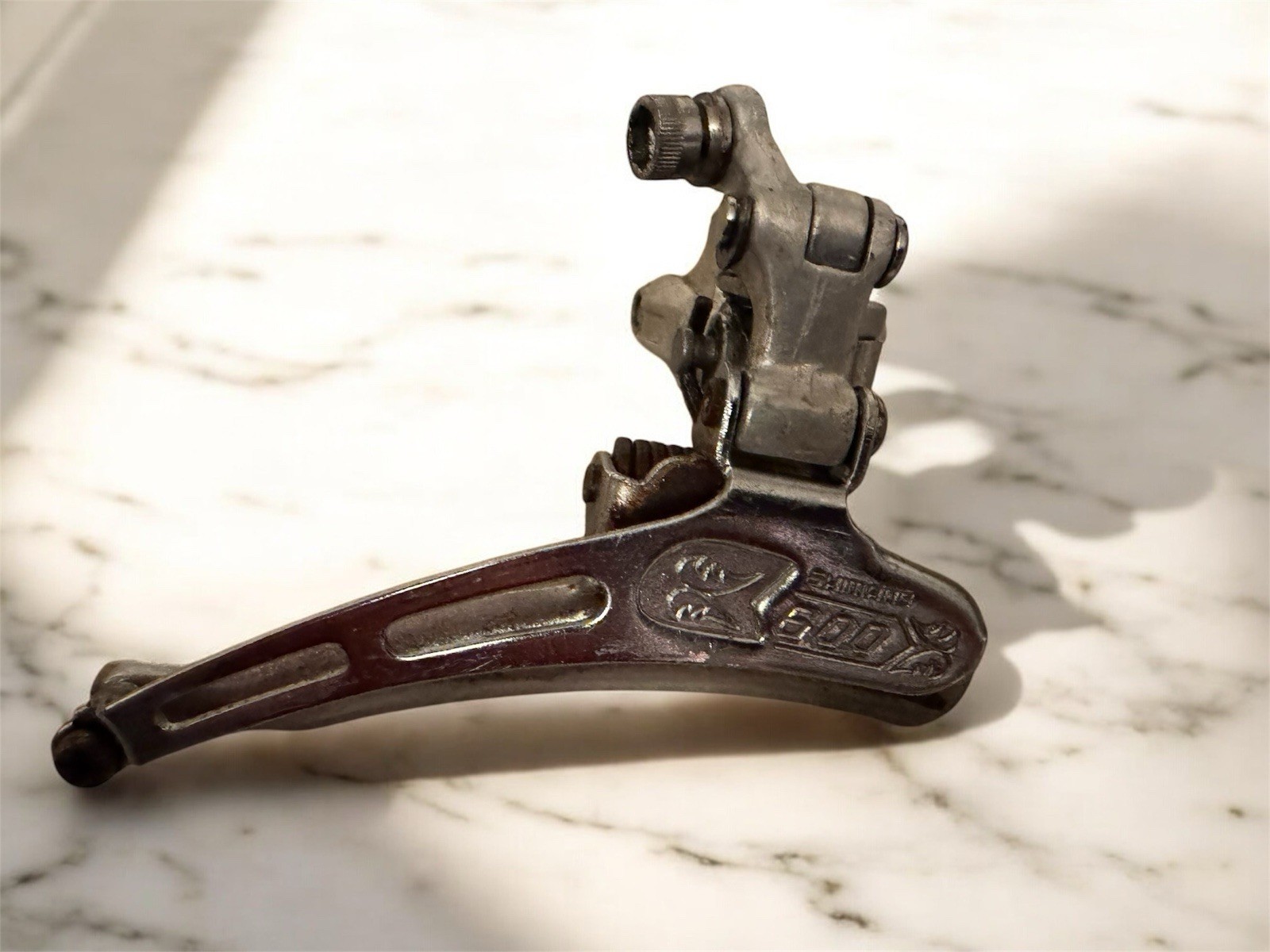 Shimano 600 Arabesque Front Derailleur 28.6 Bottom Pull Japan