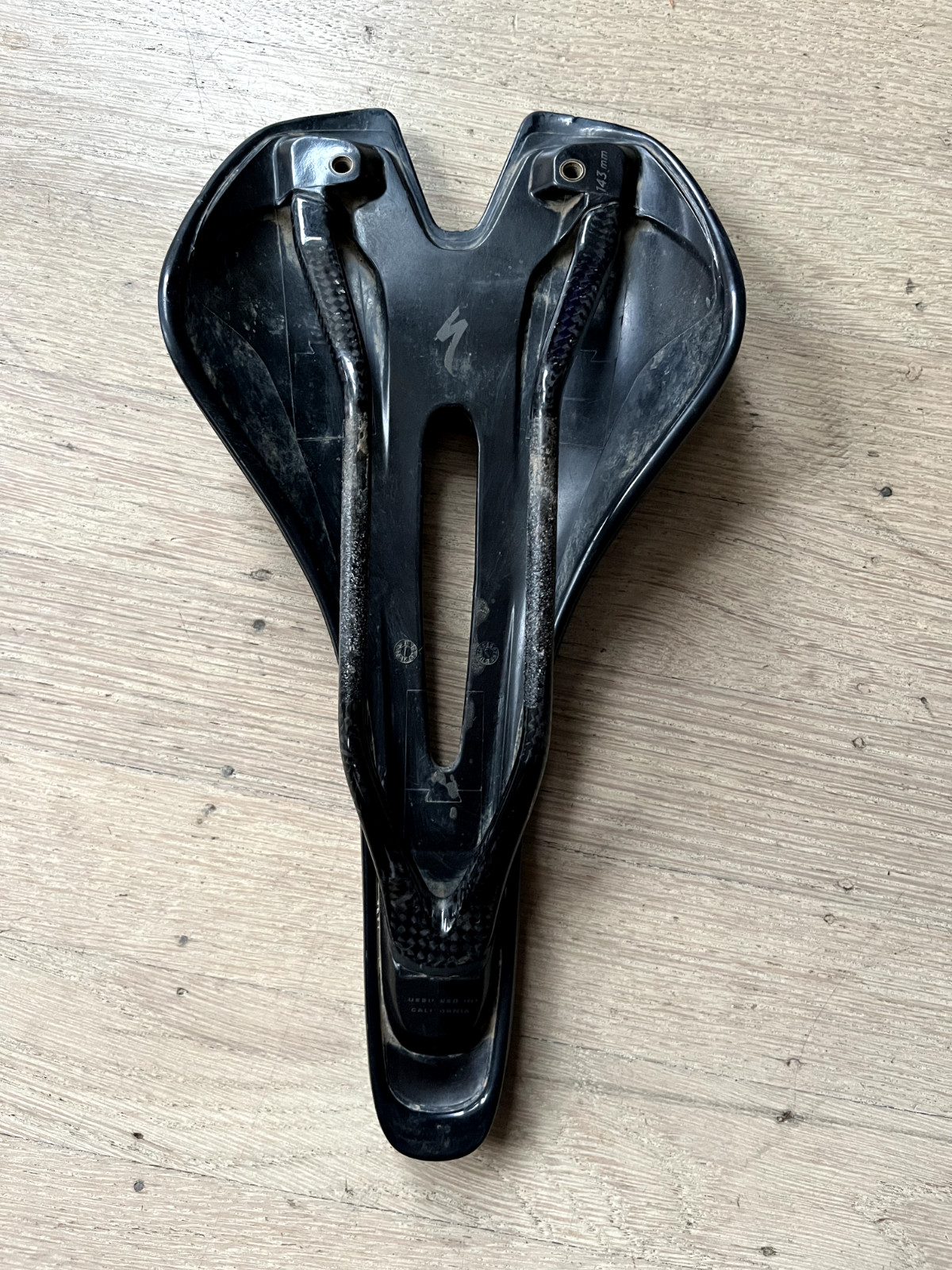 Specialized Toupe Pro Saddle 143mm chameleon holographic 7×9 carbon rails