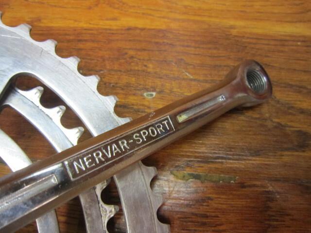 VINTAGE NERVAR SPORT 170L 52/42T COTTER PIN CRANK SET
