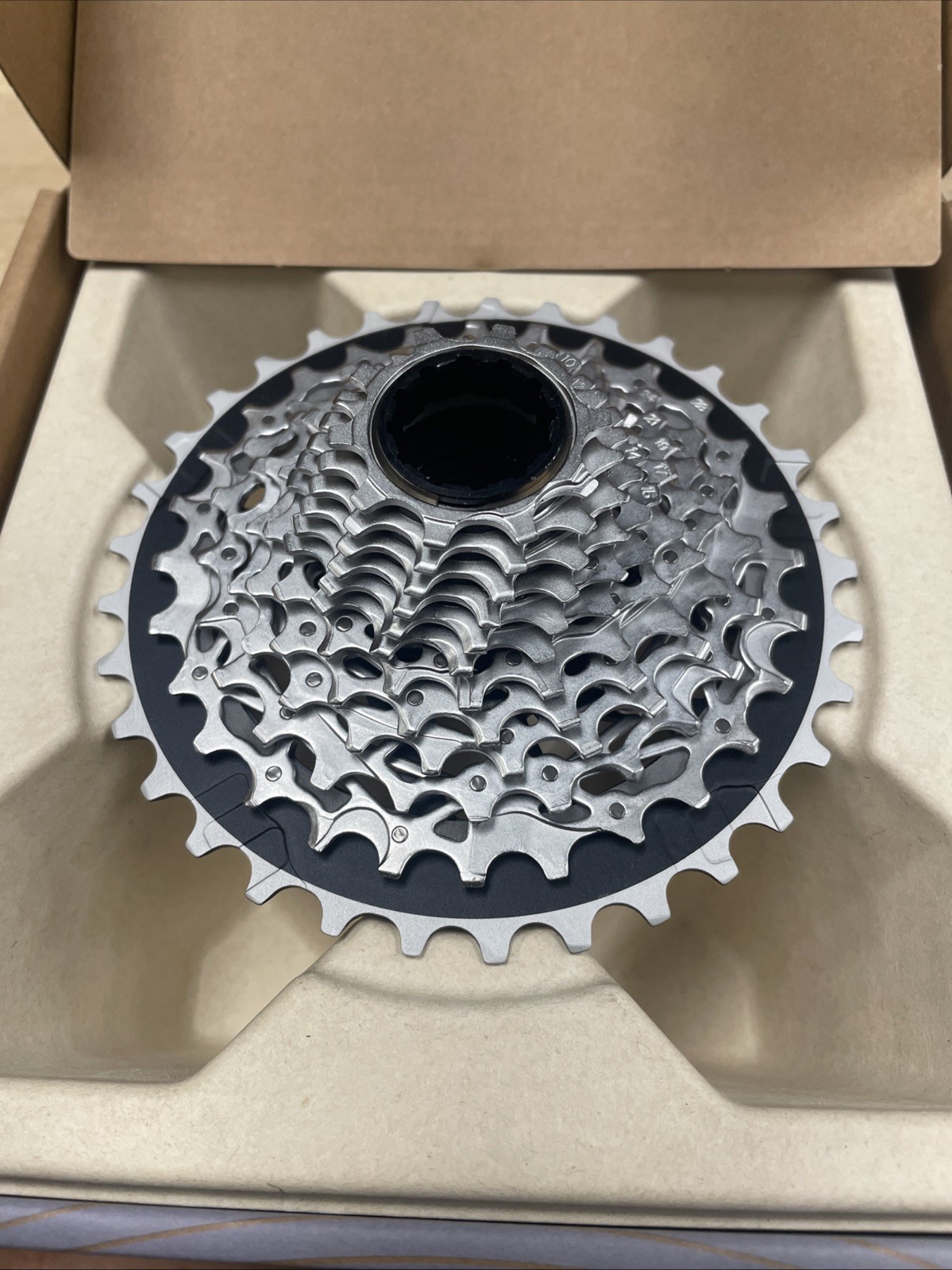 SRAM Force AXS XG-1270 12 Speed 10-33T Cassette