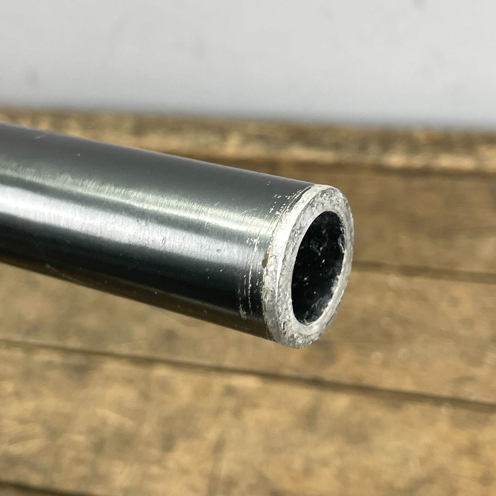 Vintage Strong Handlebar Gray Black 22″ 560 mm 25.4 mm 80s 90s Mountain Alloy