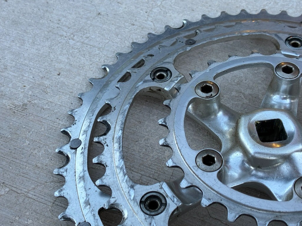 Campagnolo Italy Veloce 9-Speed Triple Crankset | 175 mm / 52/42/30T / VGC