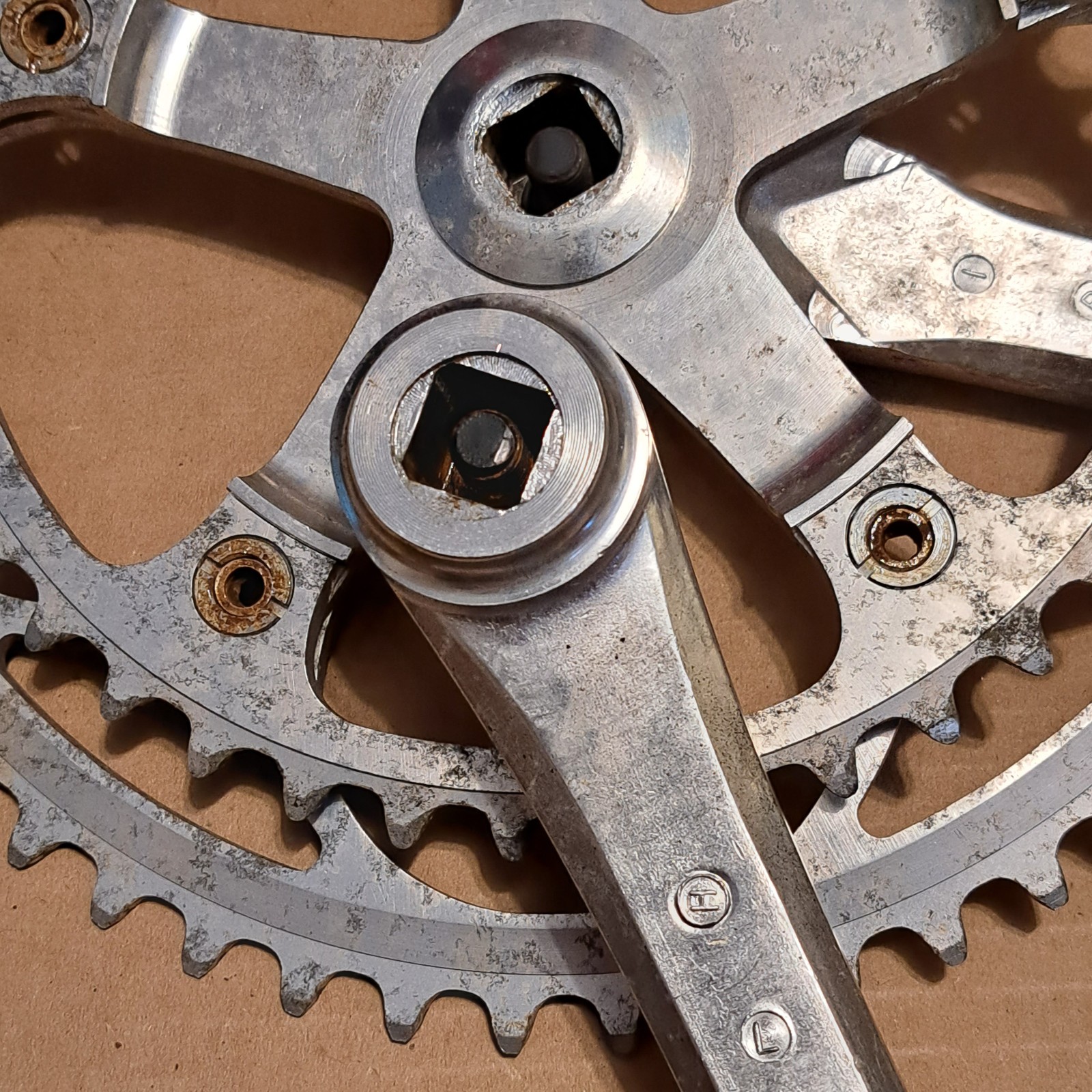 SHIMANO 600 ARABESQUE CRANKSET CRANK SET 170mm 42T 52T 52 42 ONE-KEY-RELEASE