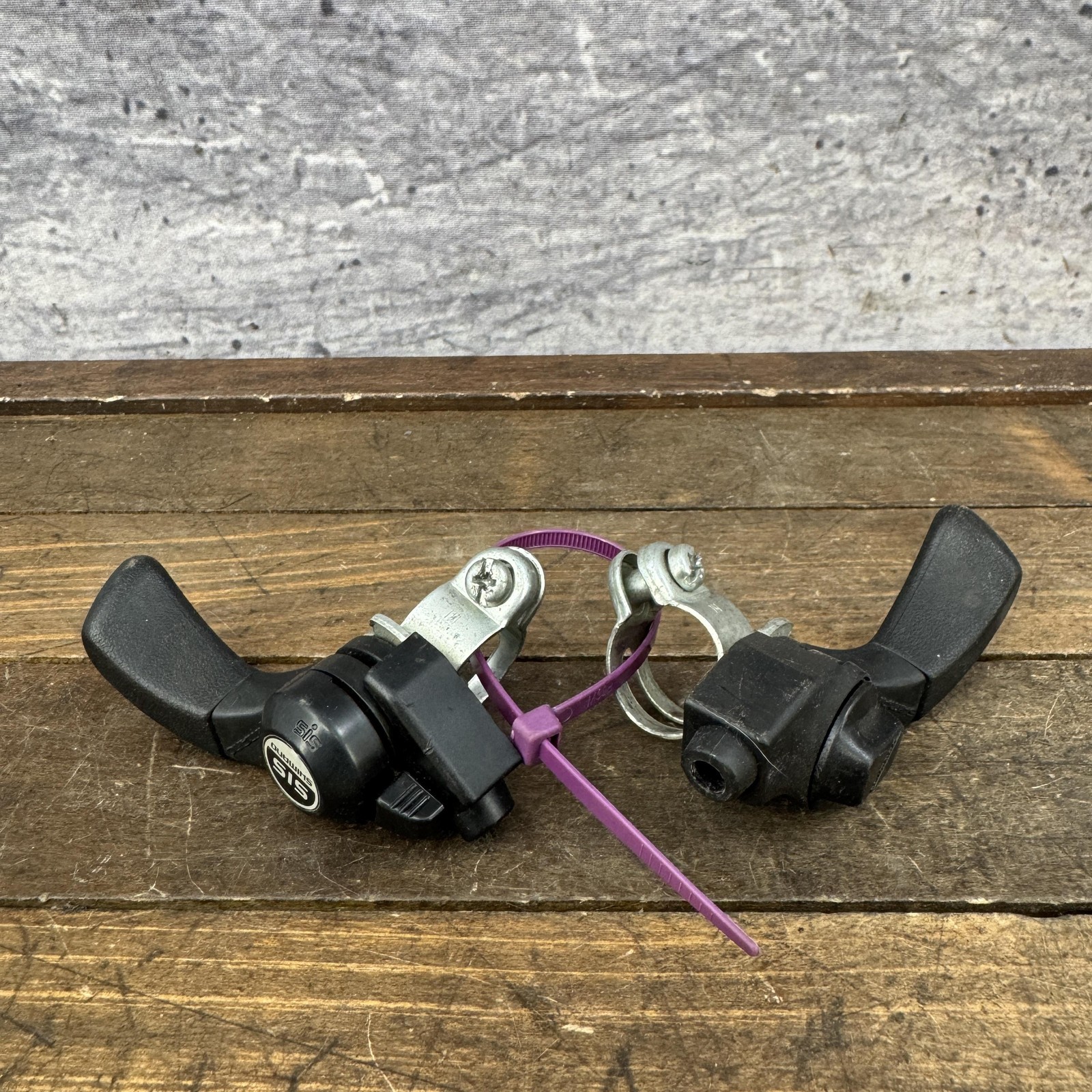 Vintage Shimano SIS 5 Speed Thumb Trigger Shifter Set MTB 1980s Black 5s Japan