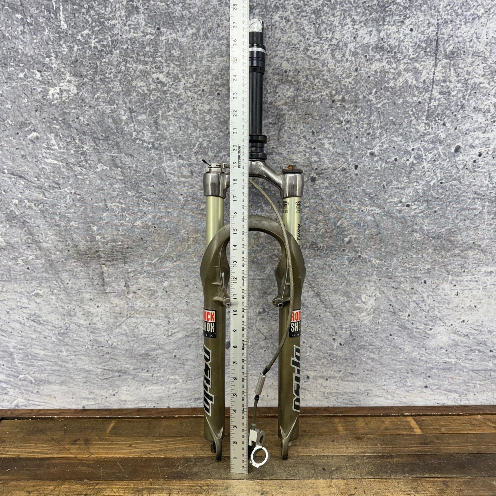 Vintage RockShox Psylo U-Turn Suspension Fork 26 1 1/8 Threadless V-Brake Green