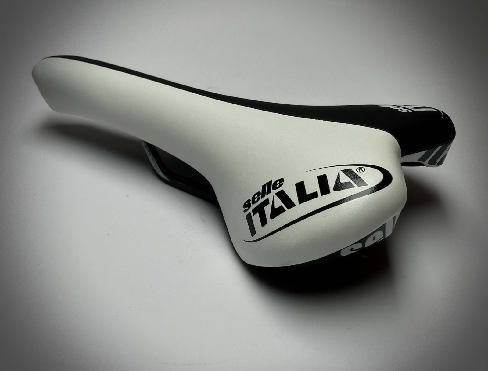 Nos Selle Italia Turbomatic White And Black Leather Saddle Carbon New From 2009