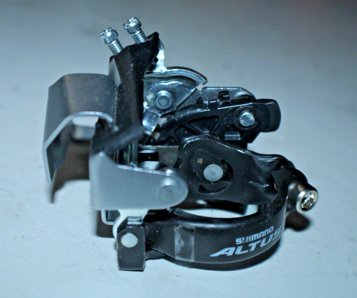 Shimano Altus Triple Front MTB Derailleur FD-M315-TS 34.9mm 64-69° USA Shipper