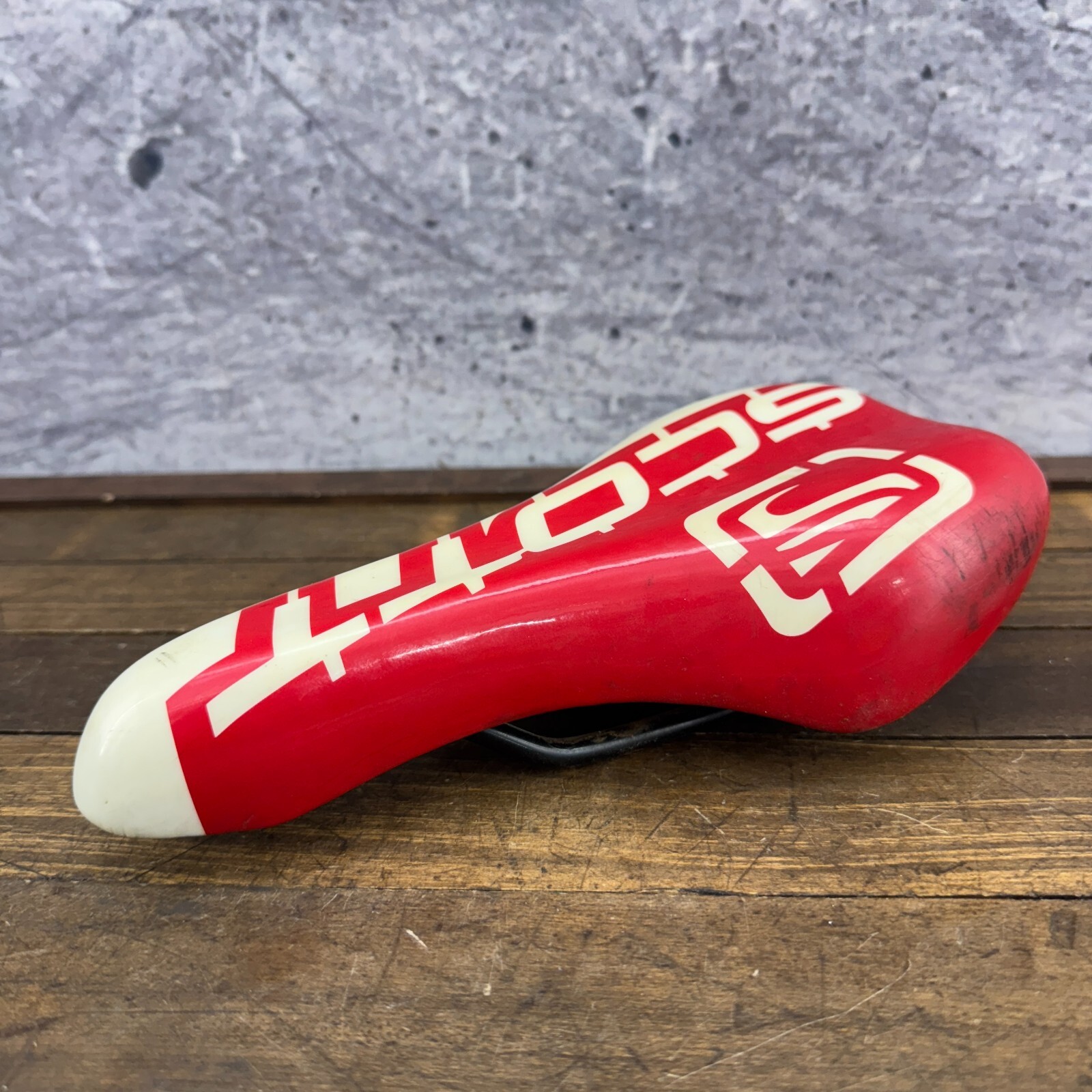Scott Seat Small Kids Youth Padded BMX Padded SCT-6 Viscount M OG Red White