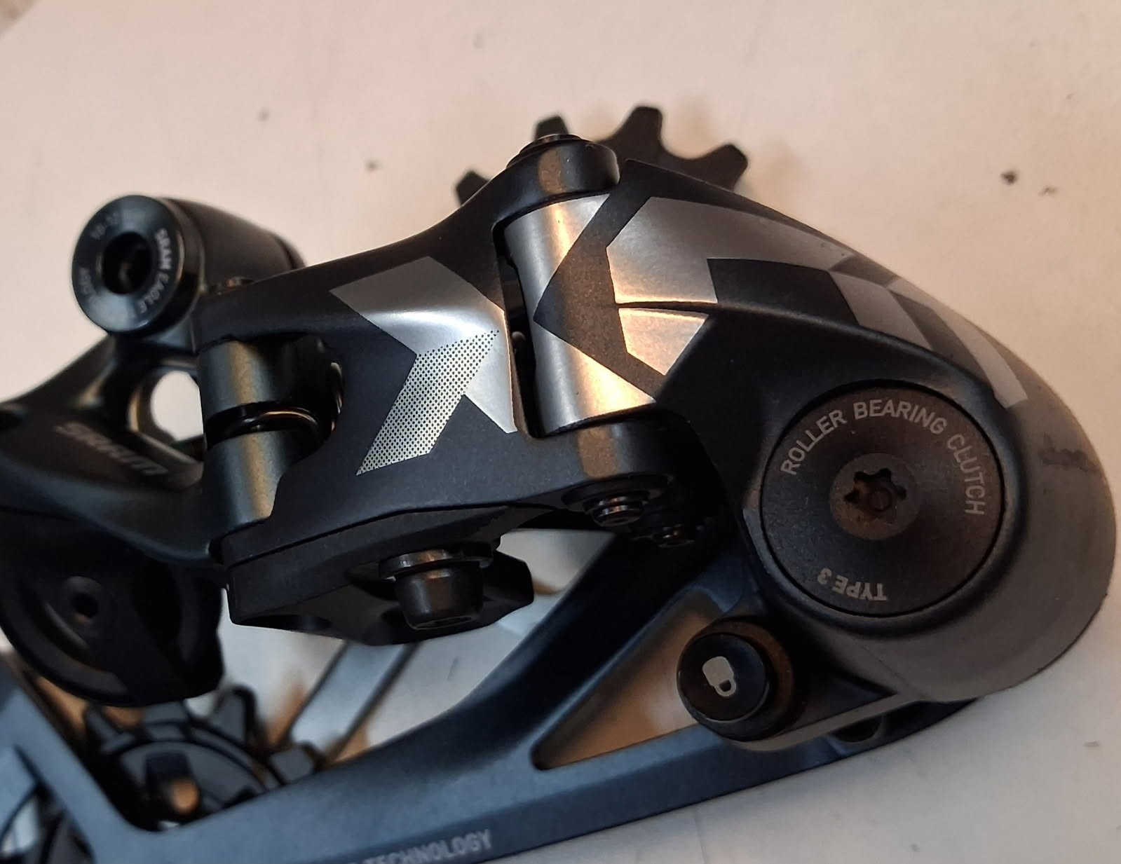 New SRAM X01 / XO1 Eagle Rear Derailleur 12-Speed 52T / Roller Bearing Clutch