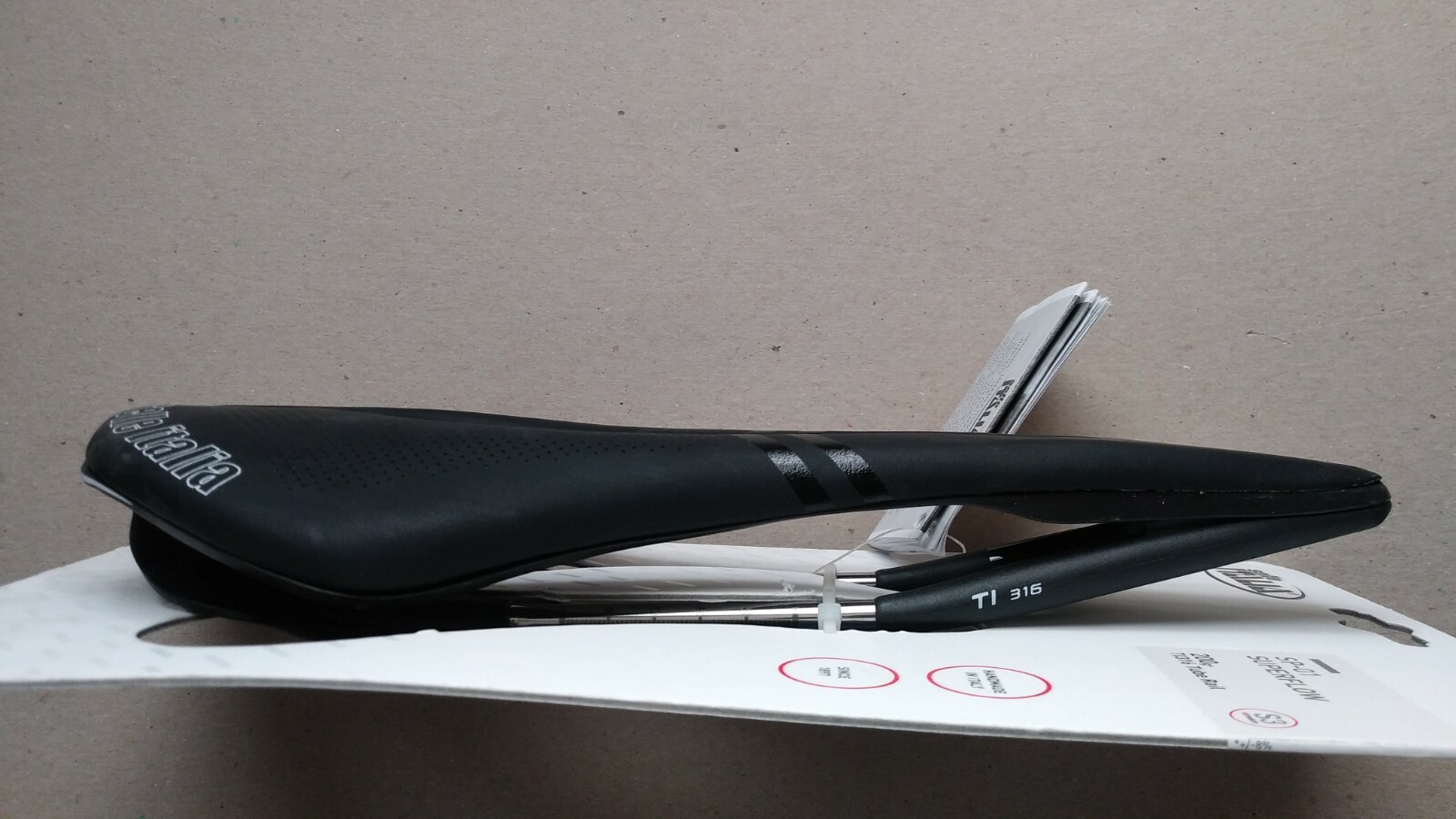 Selle Italia SP-01 Superflow T316 tube Rail Saddle New