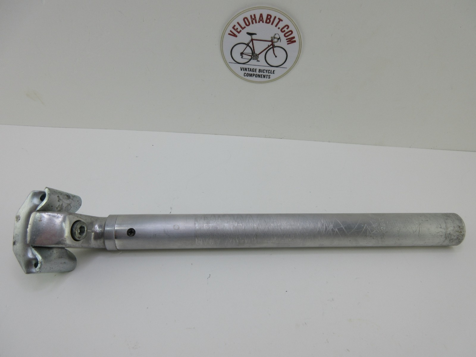 Vintage Laprade Aluminum Seatpost 26.0mm Diameter 300mm Long Road Bike Post