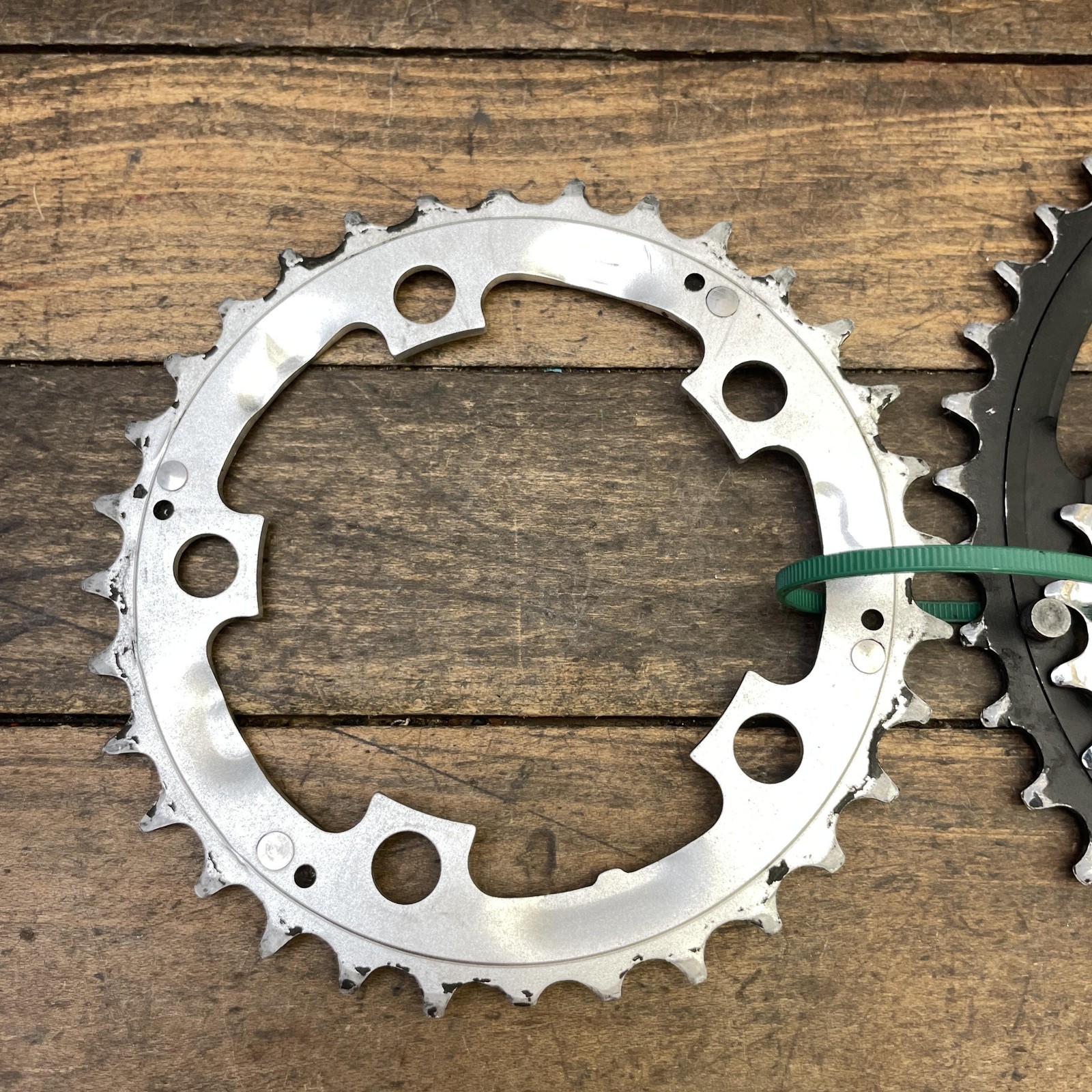 Vintage Shimano 42/32/22T Chainring Set 94/58 BCD 5-Arm Triple MTB Hyperdrive-C