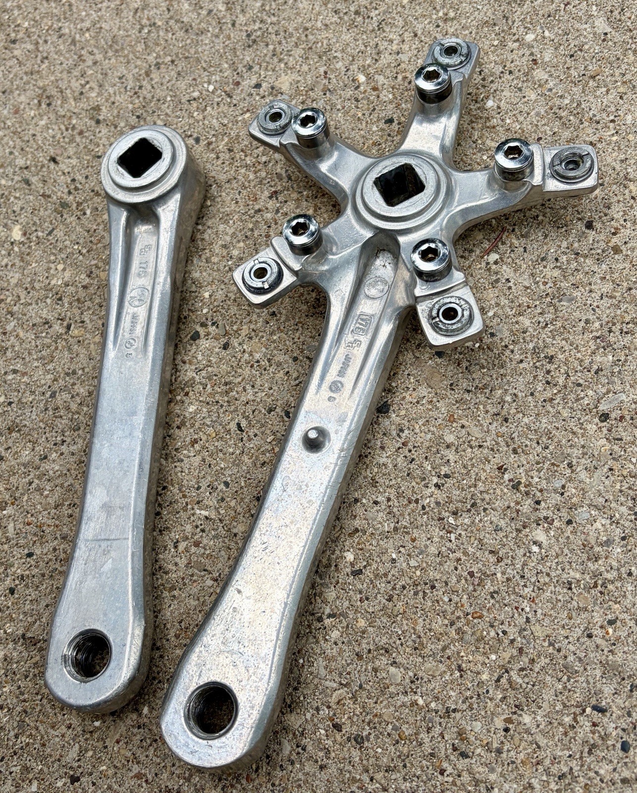 Vintage Sakae Crankset 175 Square Taper Crank Arms 110 74 Triple Chainring Bolts