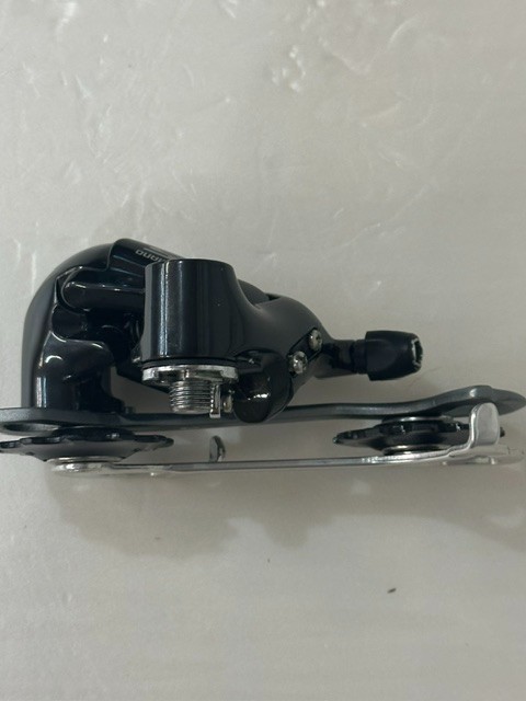 Shimano 105 5600 Rear Derailleur 10 Speed, Long Cage New Take Off. Retail $110