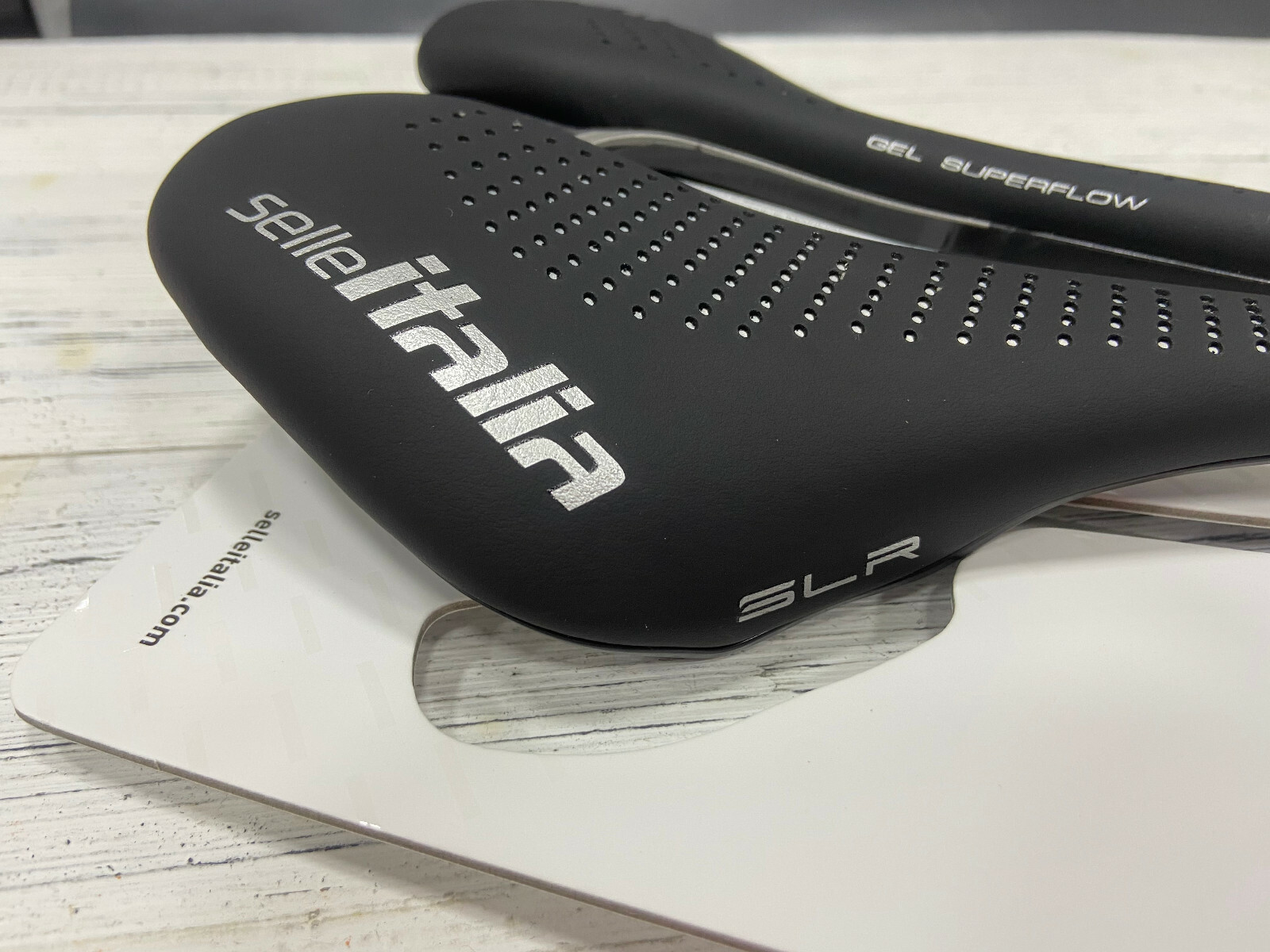 Selle Italia MAX SLR Boost Gel Superflow 155x248mm TI316 Rail Road Saddle