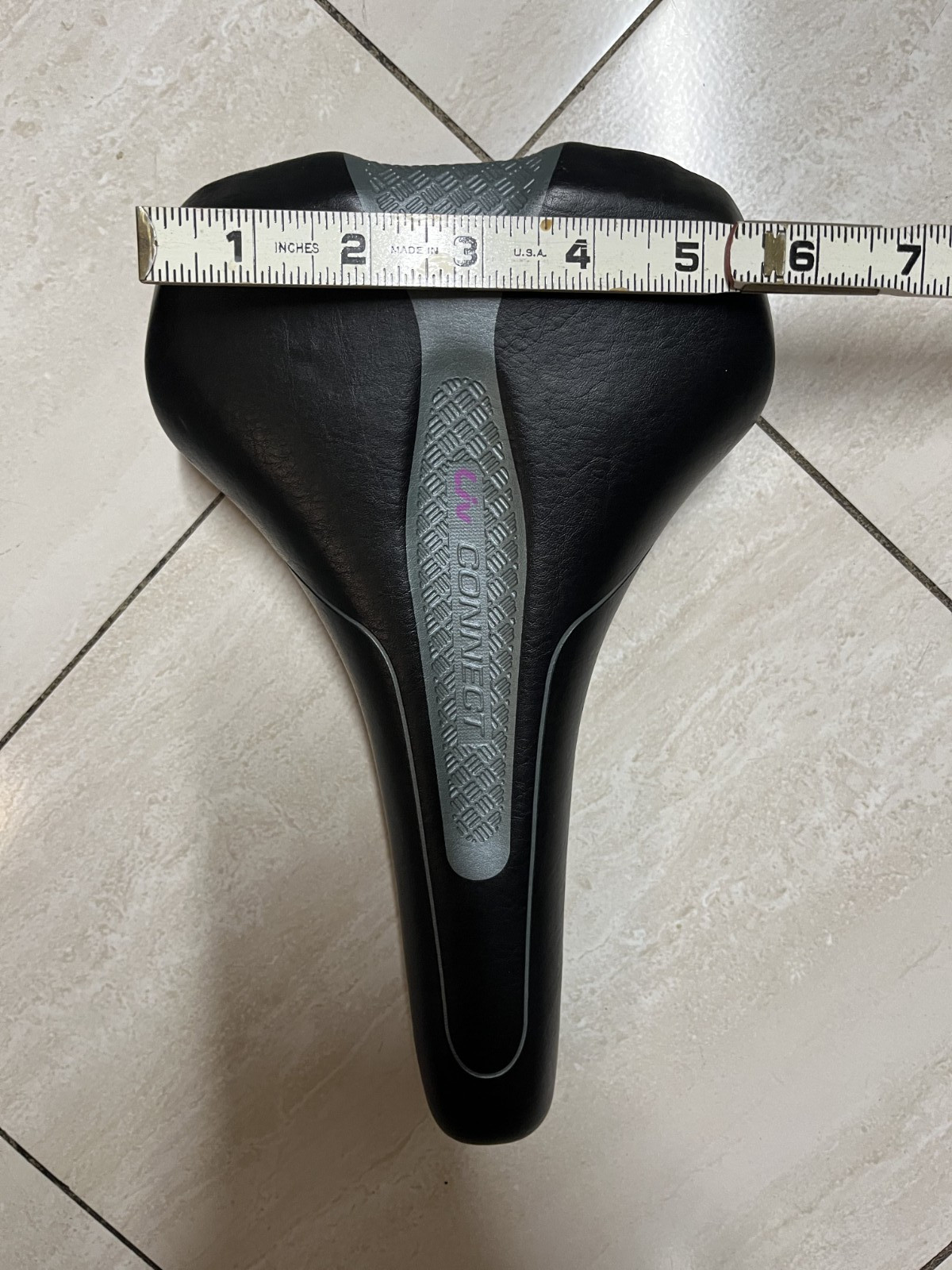 Liv Connect Women Upright Grey Bike Bicycle Black Saddle 10 in L 5.5 in W