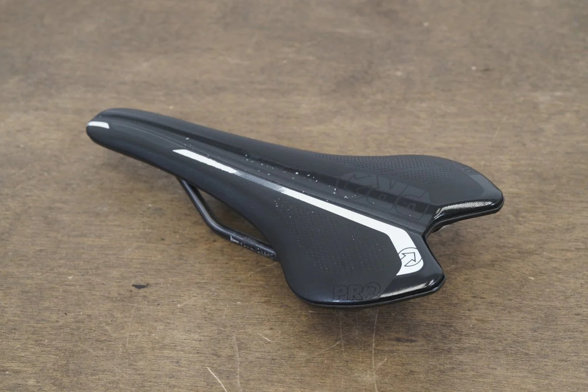 142mm PRO Falcon Carbon Rail Road Saddle 182g
