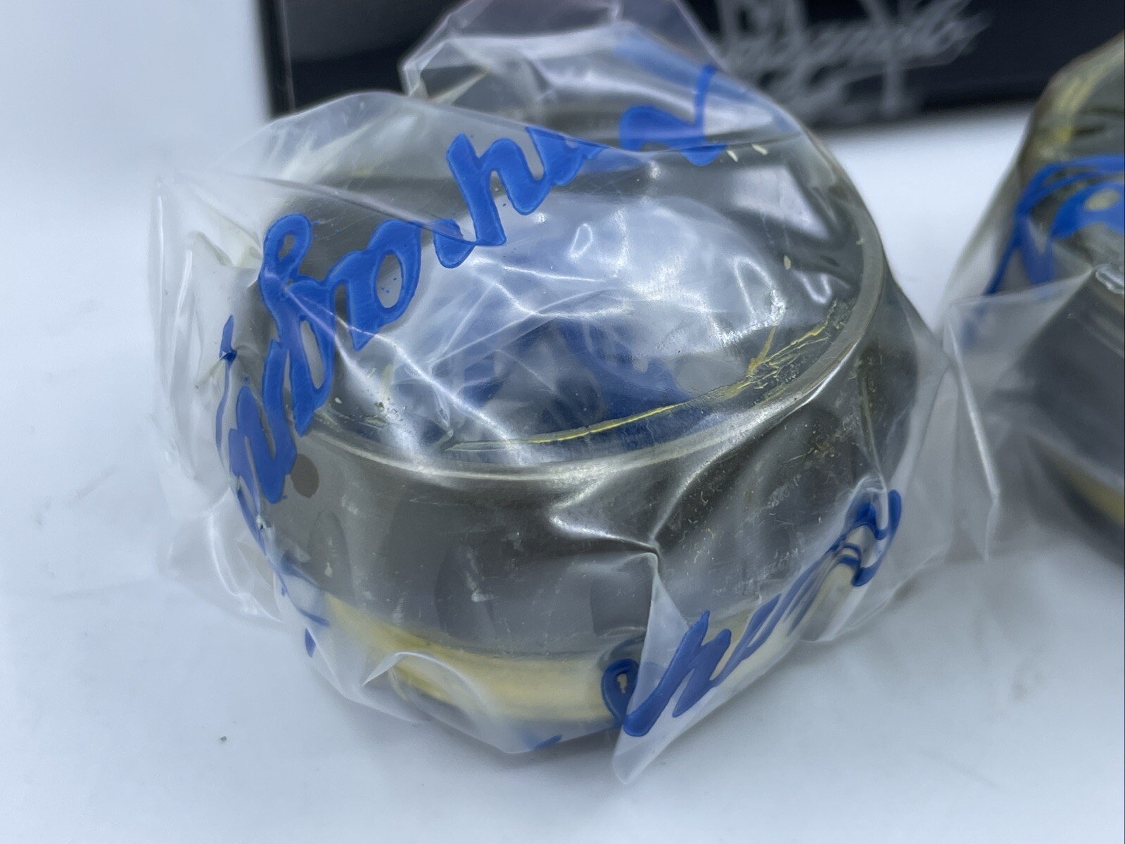 NEW NOS Campagnolo Record Ultra Torque ITALIAN THREAD Bottom Bracket OC9-REI
