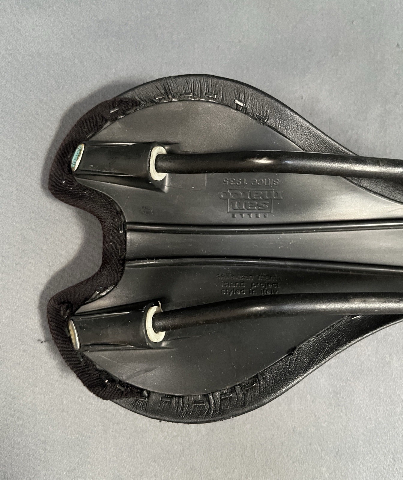 Selle San Marco Island Ponza Bike Saddle Black Steel Rails 130x275mm Road MTB