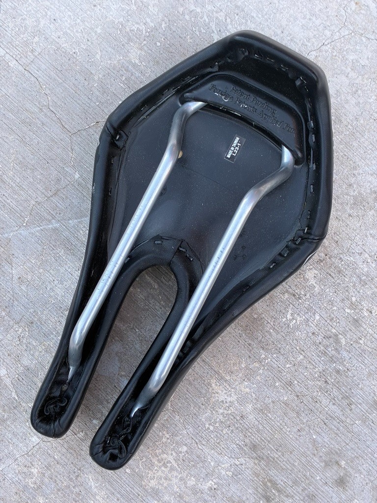 NOS ISM Adamo Gel Road TT/Tri Split Nose Saddle | CrMo Rails / Made in Taiwan