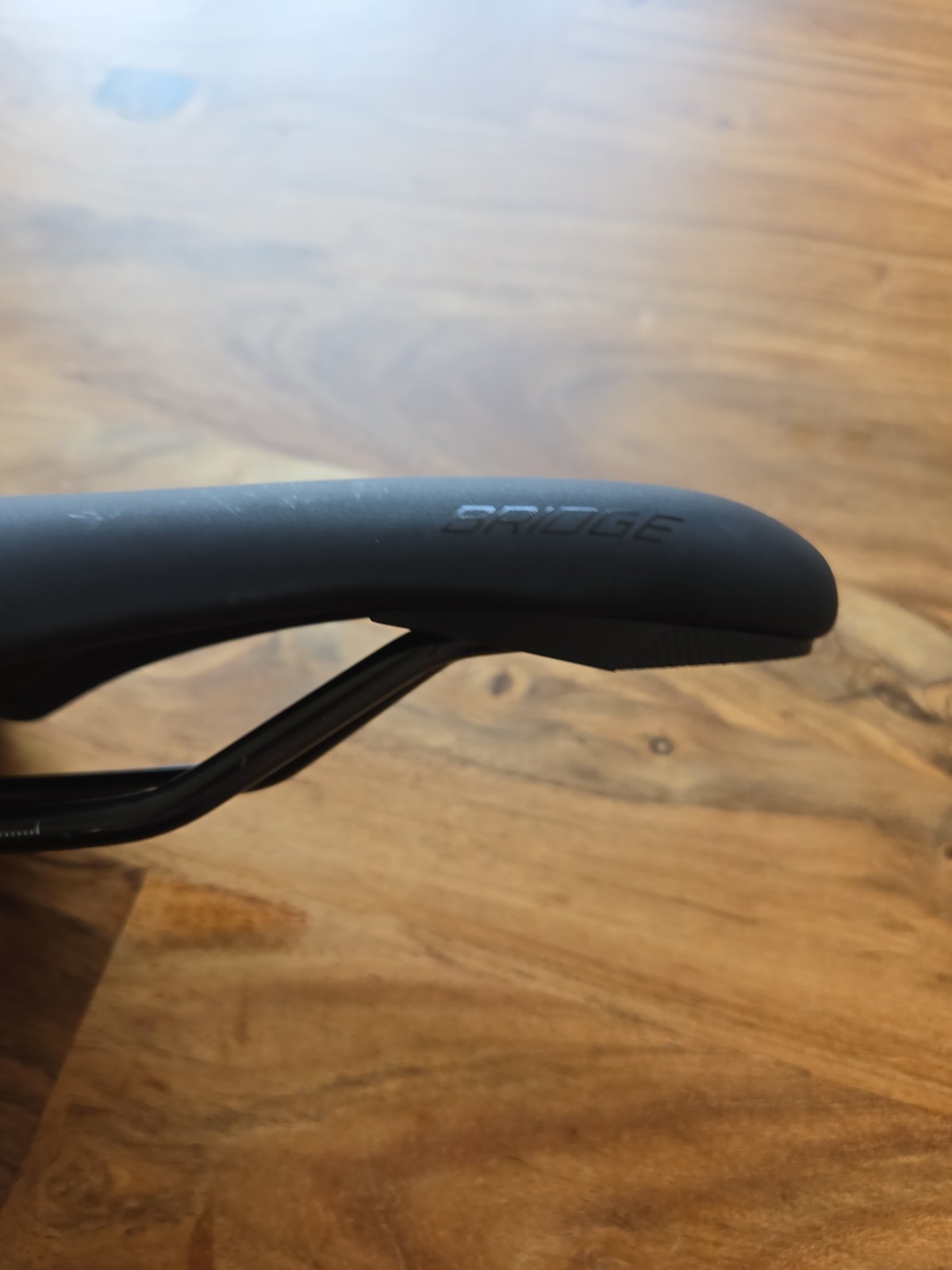 Specialized Bridge Sport Body geometry Cycling Saddle 143mm EXCELLENT
