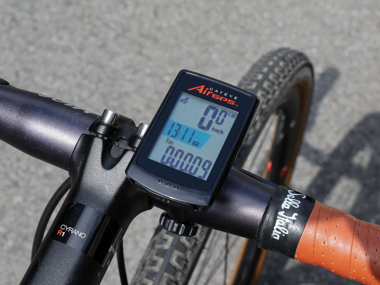 – AirGPS Sensorless USB Rechargeable GPS Cycling Computer (CC-GPS100 & CDC-30)