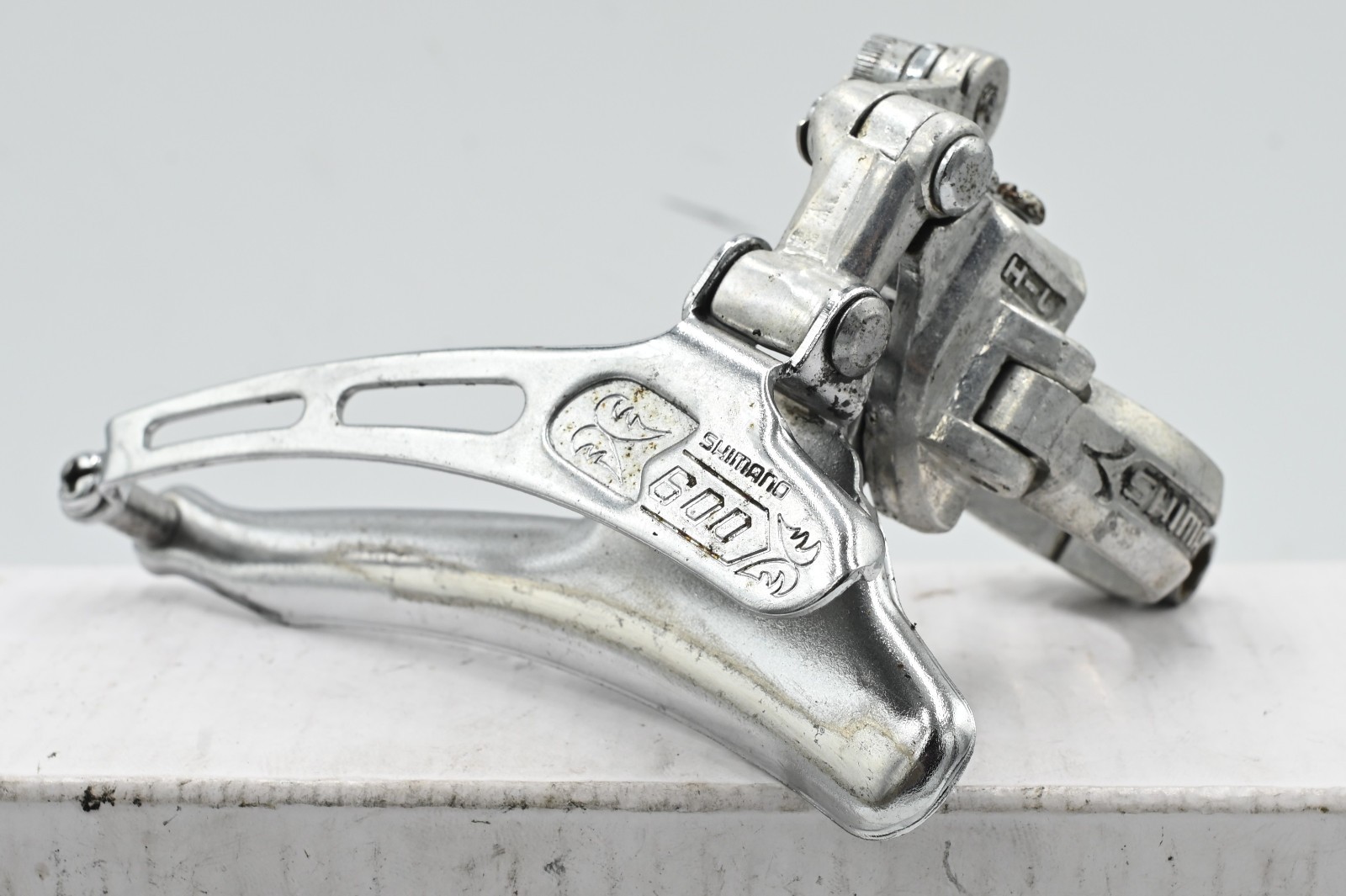 Vintage Shimano 600 Arabesque Front Derailleur 28.6 Clamp Double Bottom 70s