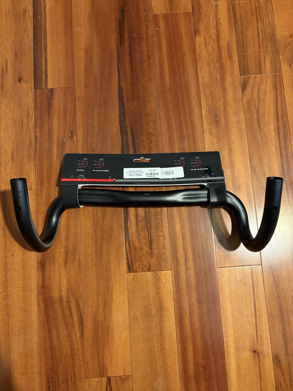 Zipp SL-70 Ergo Handlebar 31.8 38mm Matte Black with Gloss Logos B2