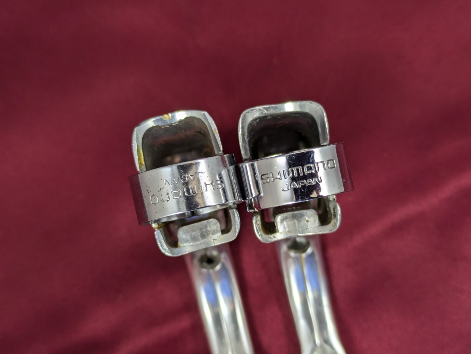 Shimano Dura-Ace Brake Mixed Levers Model 7200 Drilled/Plain Road Drop Bar BL7