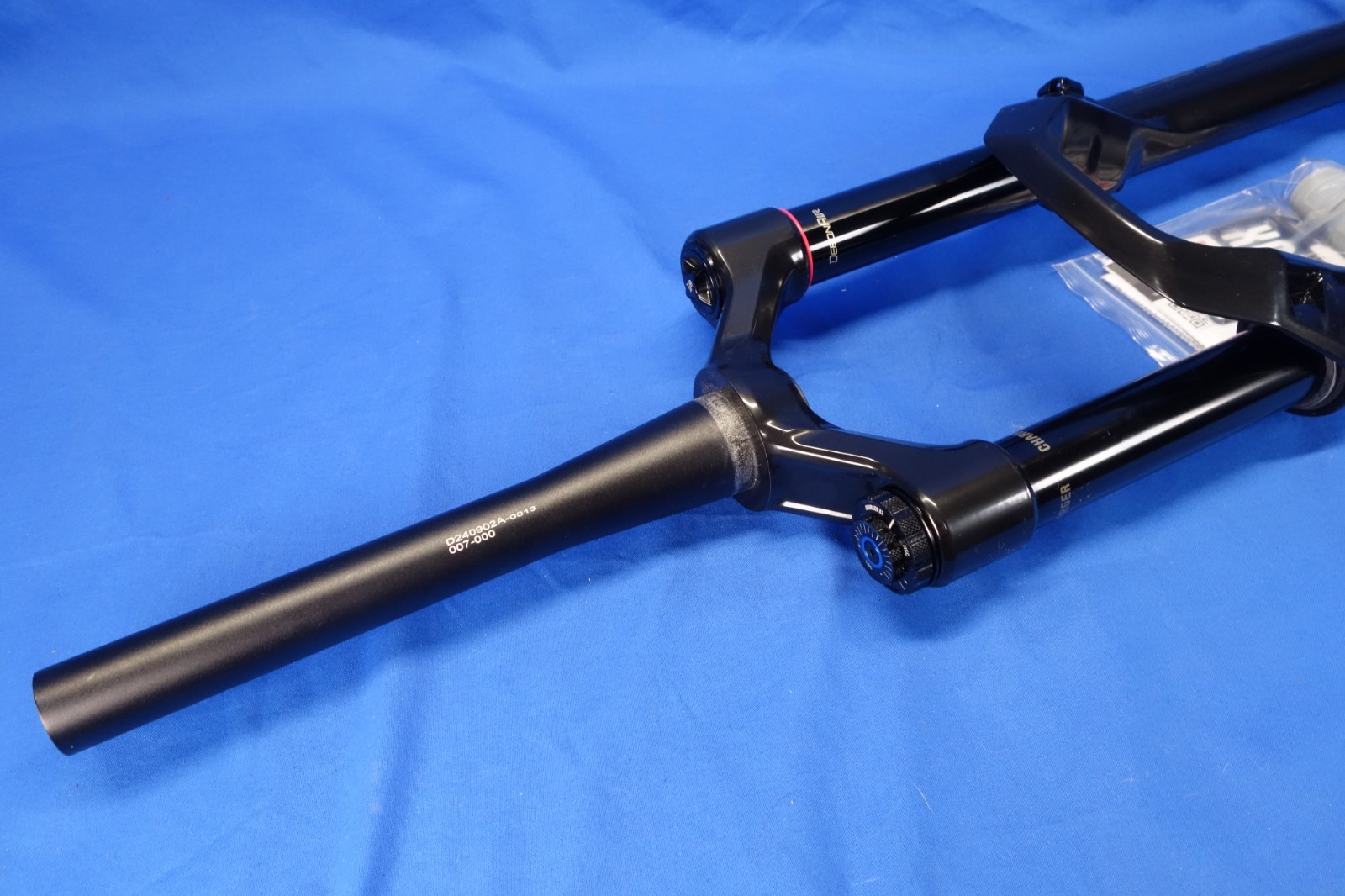New RockShox Lyrik Select+ 29″ MTB Fork, 140mm Travel, Boost, Charger 3.1 RC2