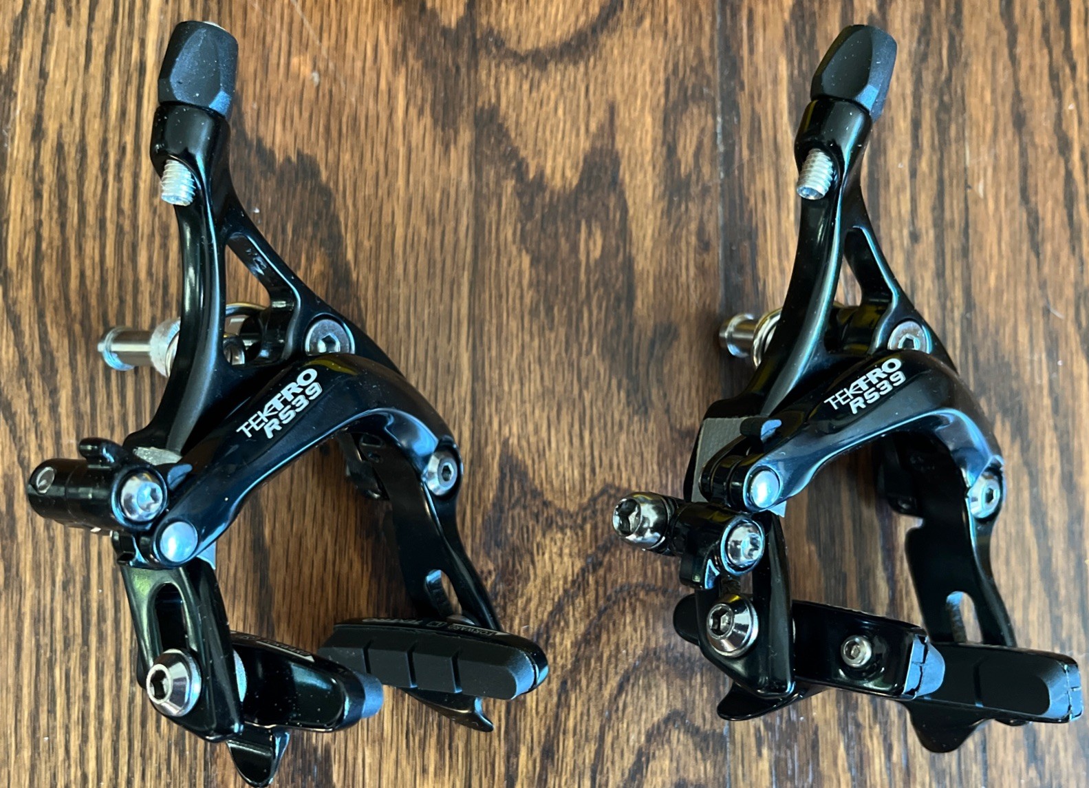 New Tektro R539 Road Bike Rim Brake Calipers Black Mid Reach 47-57mm