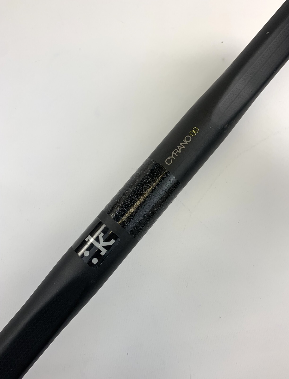 Fizik Cyrano 00 Snake 460 mm x 31.8 Carbon Drop Handlebar