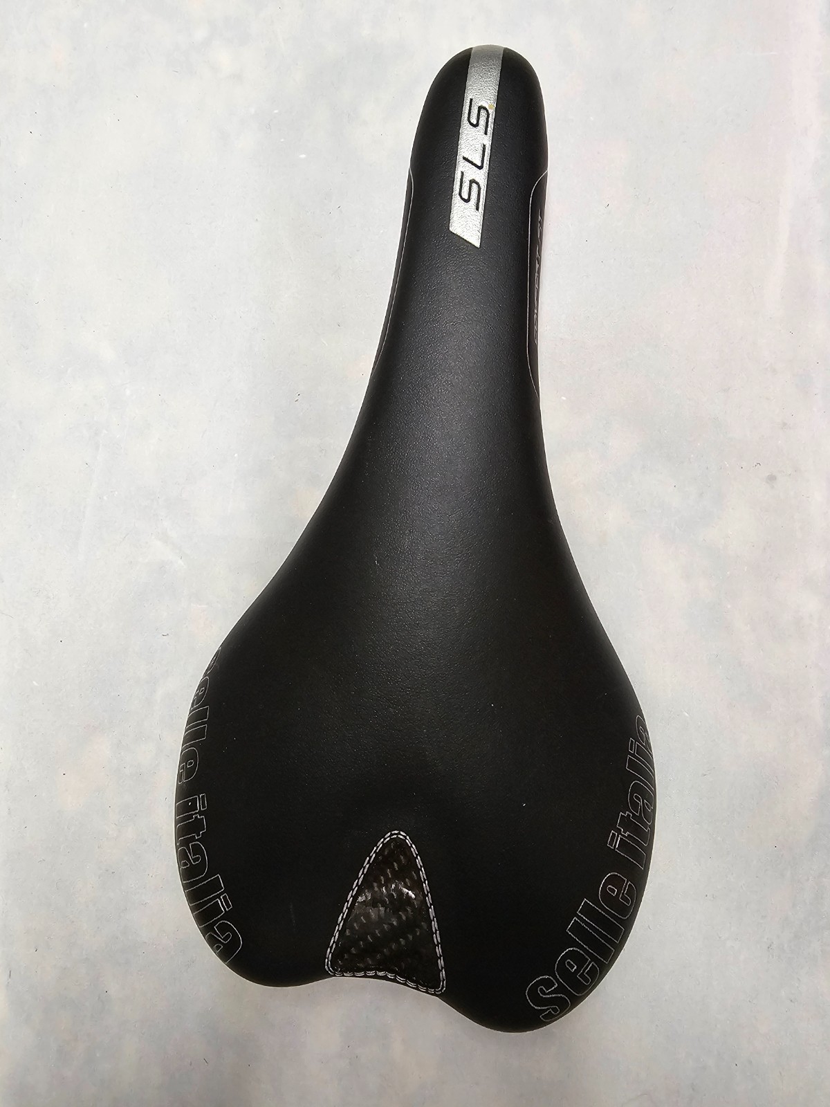 Selle Italia SLS Road Bike Saddle — Black — Carbon Accent — Manganese Rails