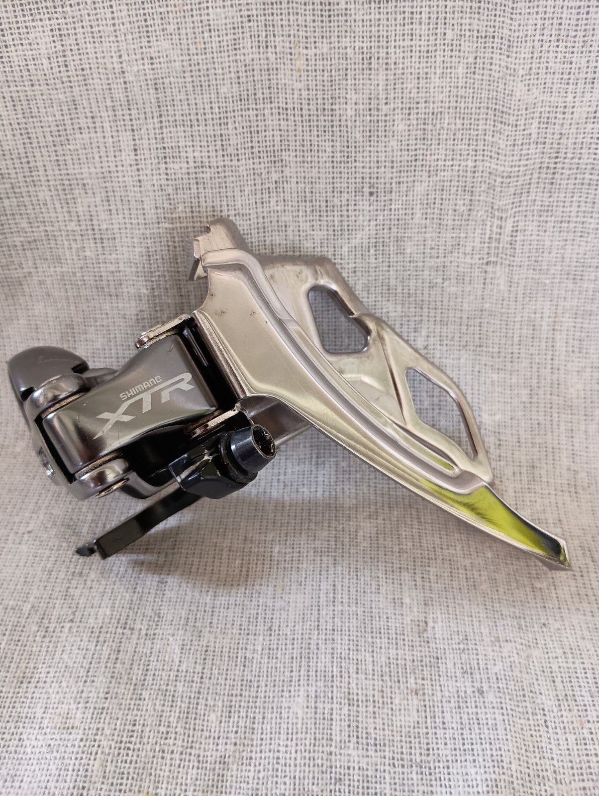 Shimano XTR FD-M961, Triple, Dual Pull, 31.8mm High Clamp, Front Derailleur