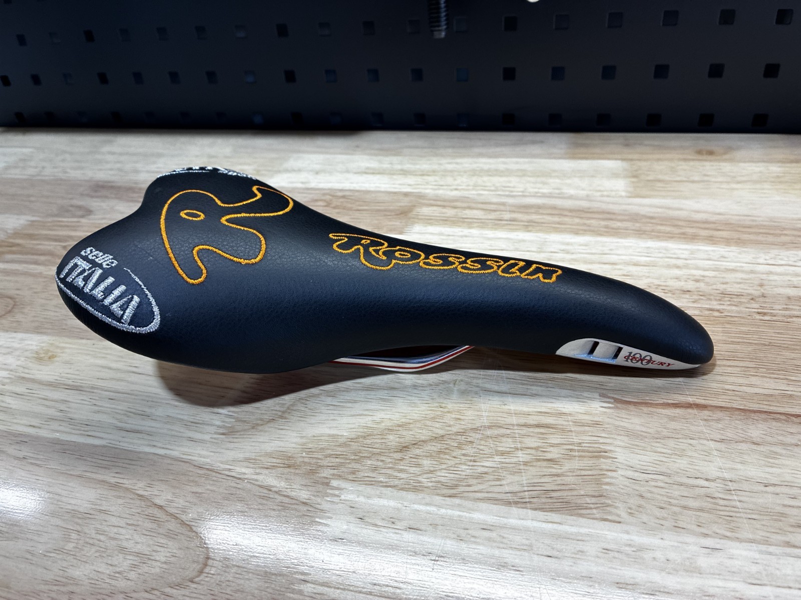 Selle Italia Century 100 Rossin Saddle Saddle NOS 1997