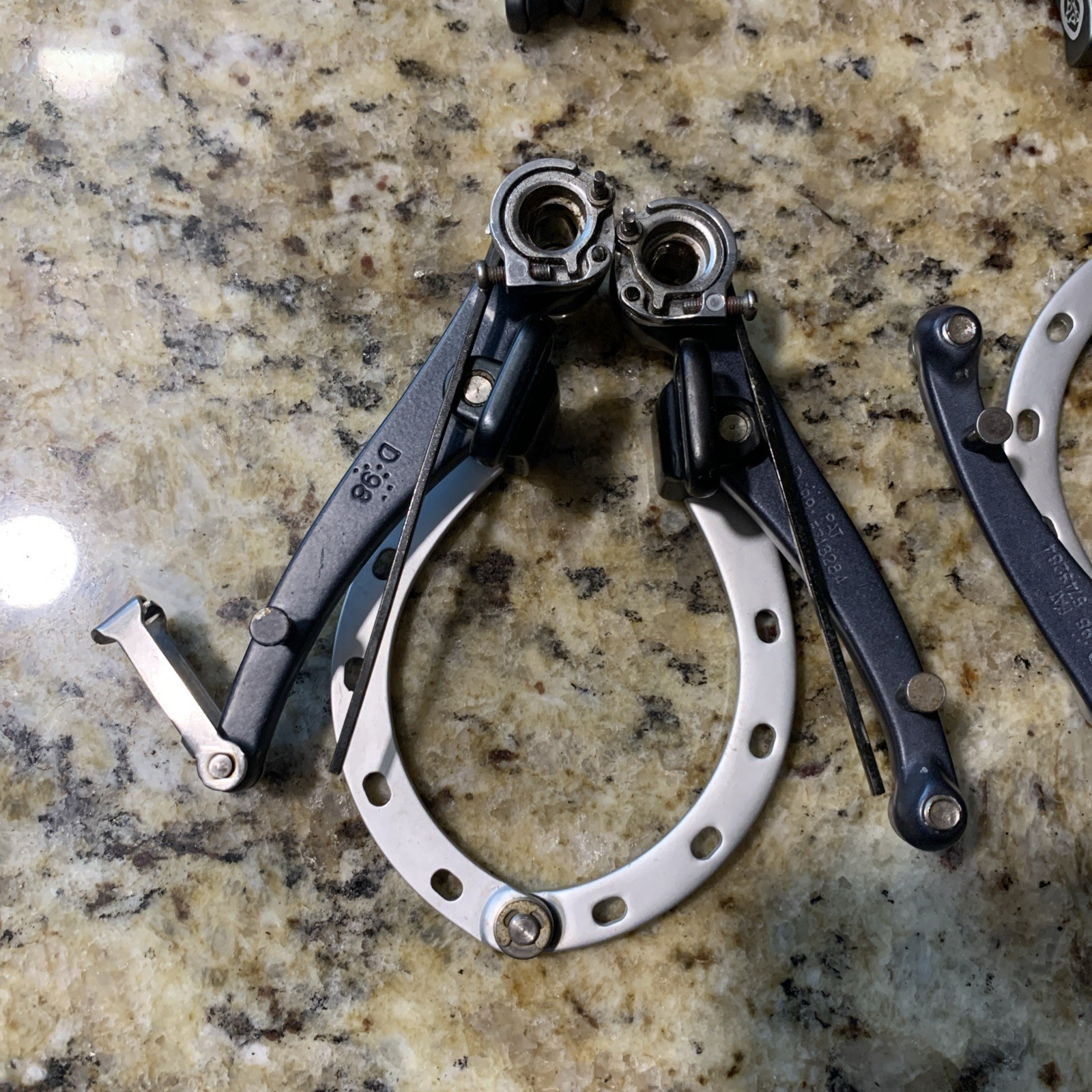 Vintage Avid Arch Rival 40 V Brake Set Vgc