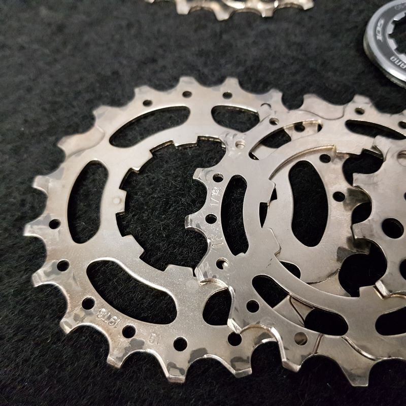 Shimano 105 CS-5700 Cassette 10V 11/25 (Ref 394)