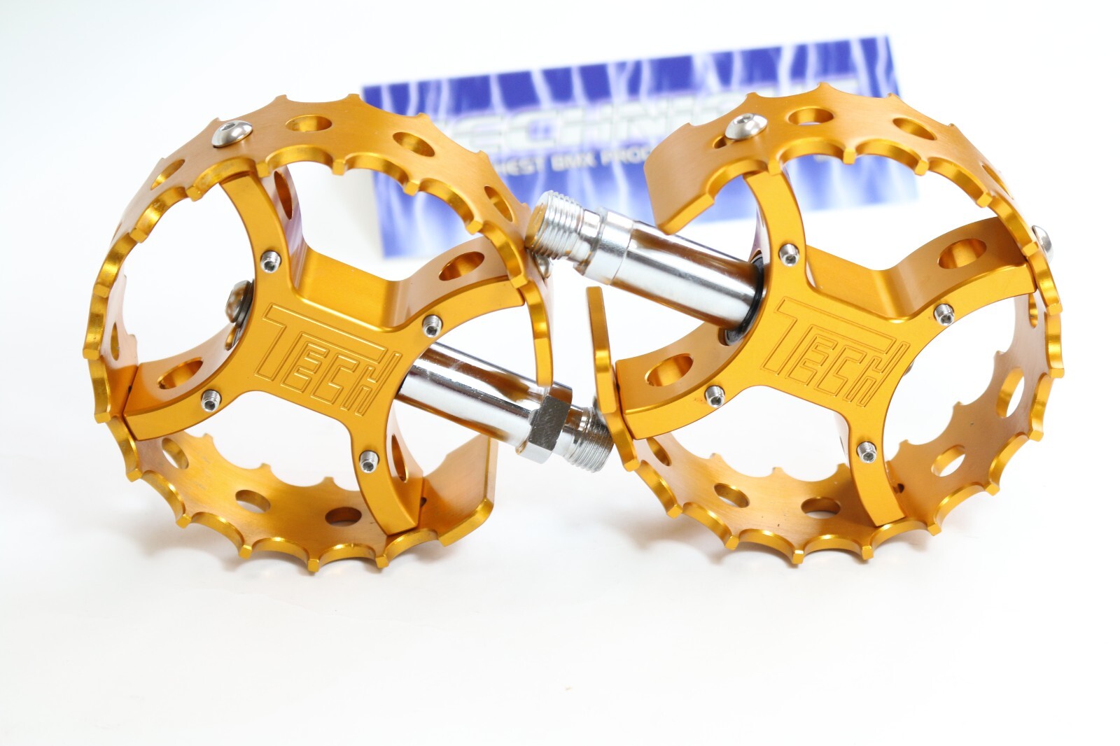Tech Pro Round BMX Pedals 9/16 BMX 6061 billet aluminum body stainless hardware