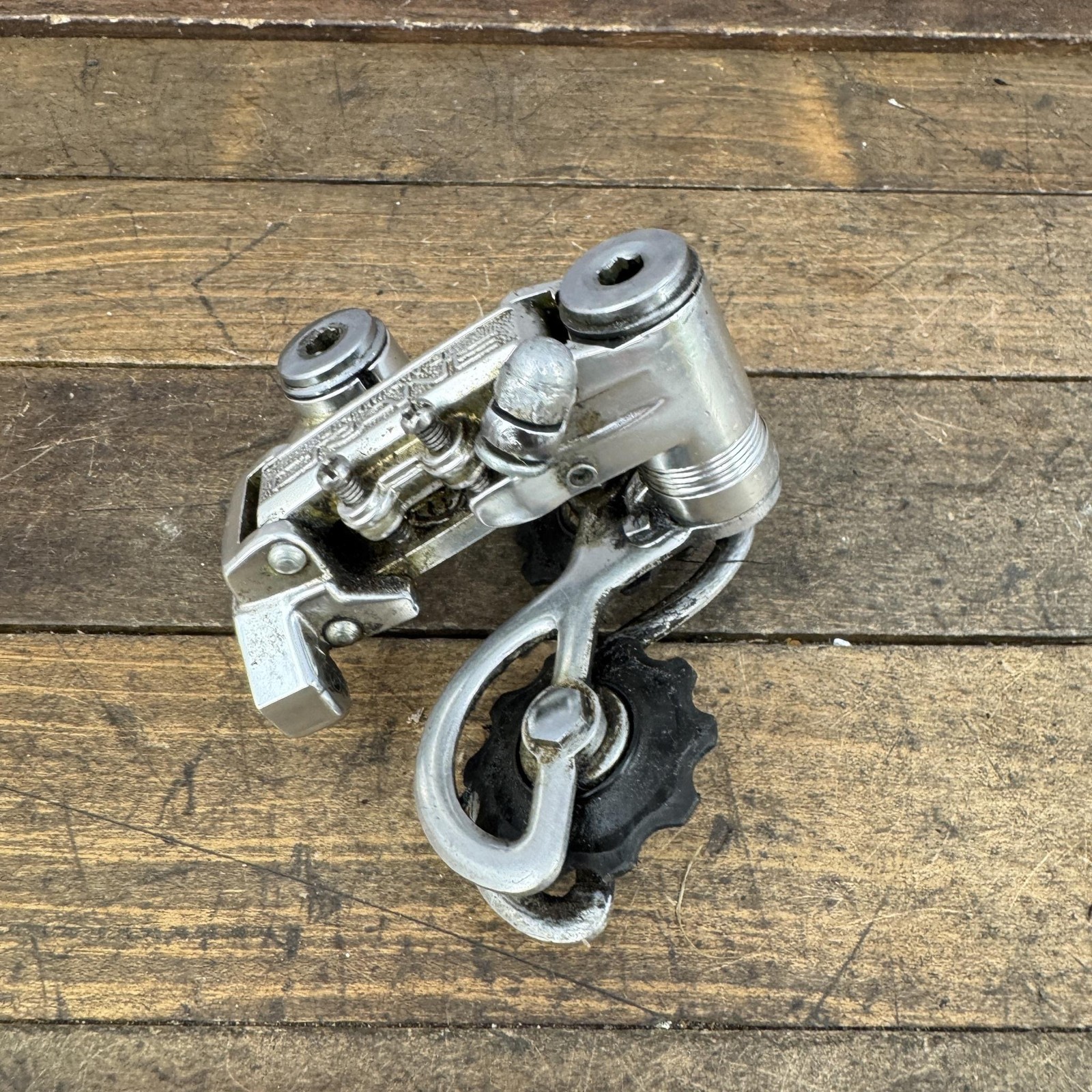 Vintage Shimano Crane Rear Derailleur Short Cage Bolt-On Silver 225g Japan 70s
