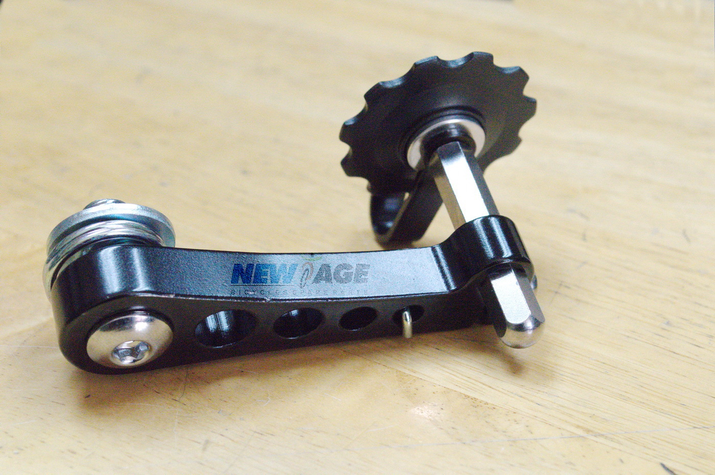 New BLACK Single Speed Bike Bicycle Chain Tensioner