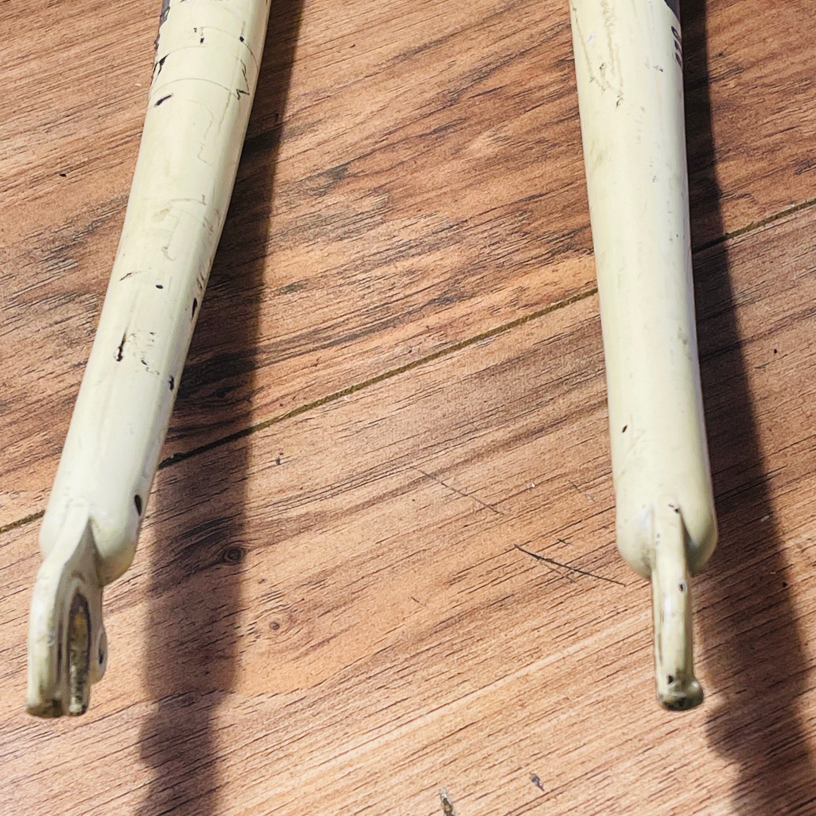 Vintage KHS 1-inch Threaded Rigid MTB Fork 26 132mm White