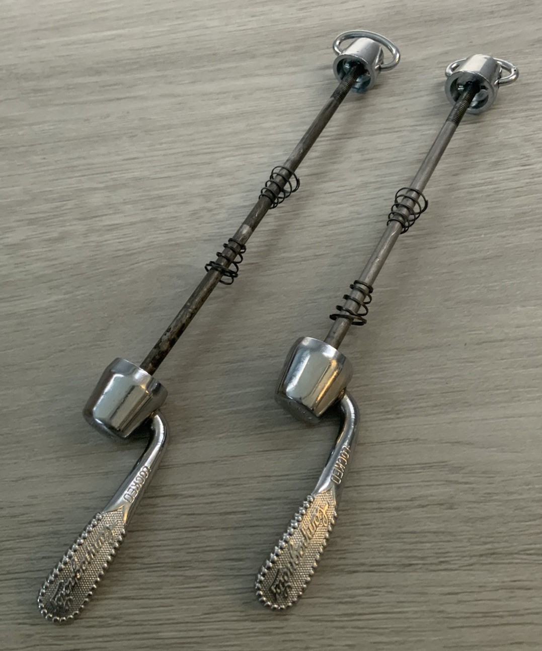 CAMPAGNOLO RECORD QUICK RELEASE SKEWER SET 100-130 MM SPACING STEEL