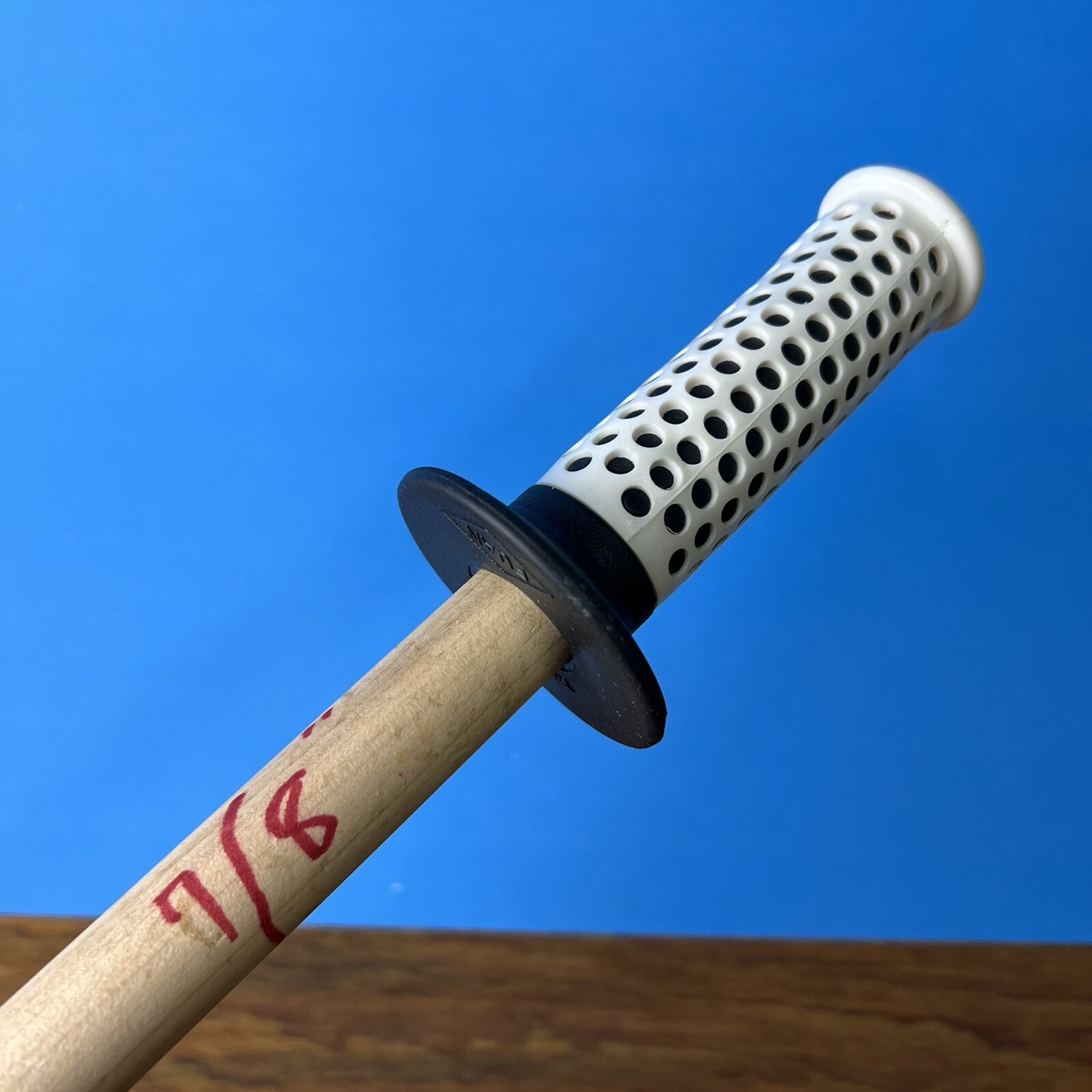 OLD SCHOOL BMX BIKE F1 STYLE DOT GRIPS BLACK/WHITE FUAN GT REDLINE HARO OGK NOS