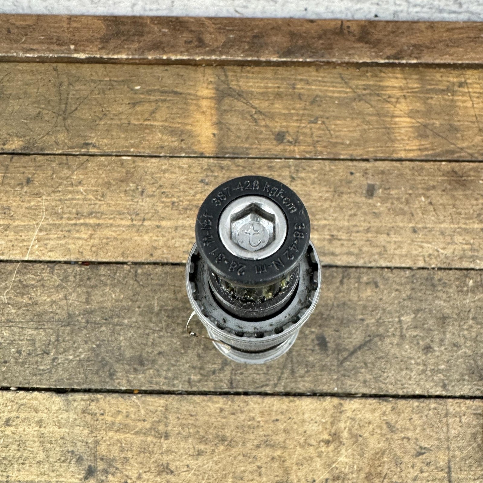 Truvativ Power Spline Bottom Bracket BB-06-PSPL-118/68E 68mm BSA Gray MTB Bike