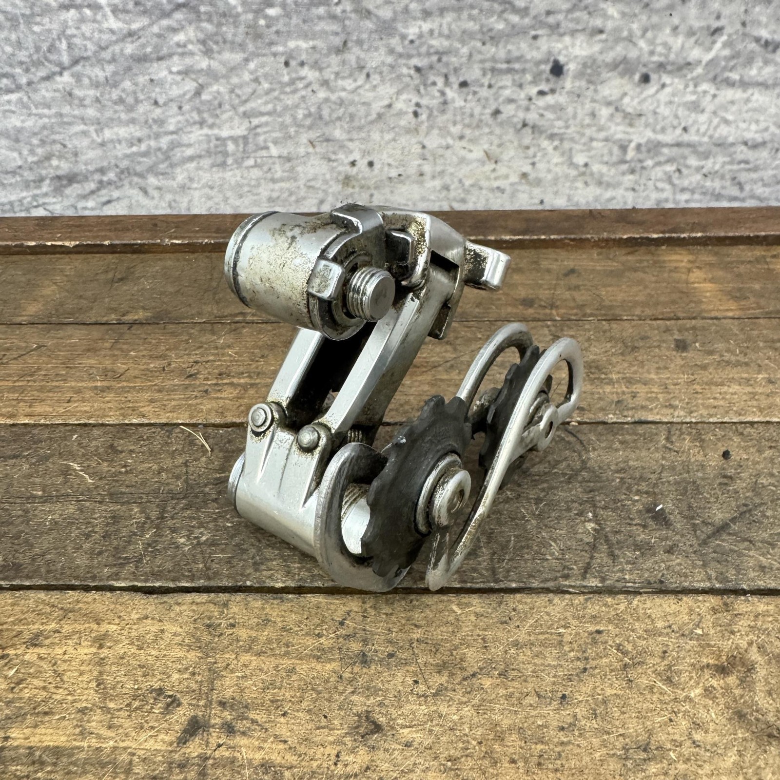 Vintage Shimano Crane Rear Derailleur Bolt-On Silver Japan 1970s 220g Road Bike