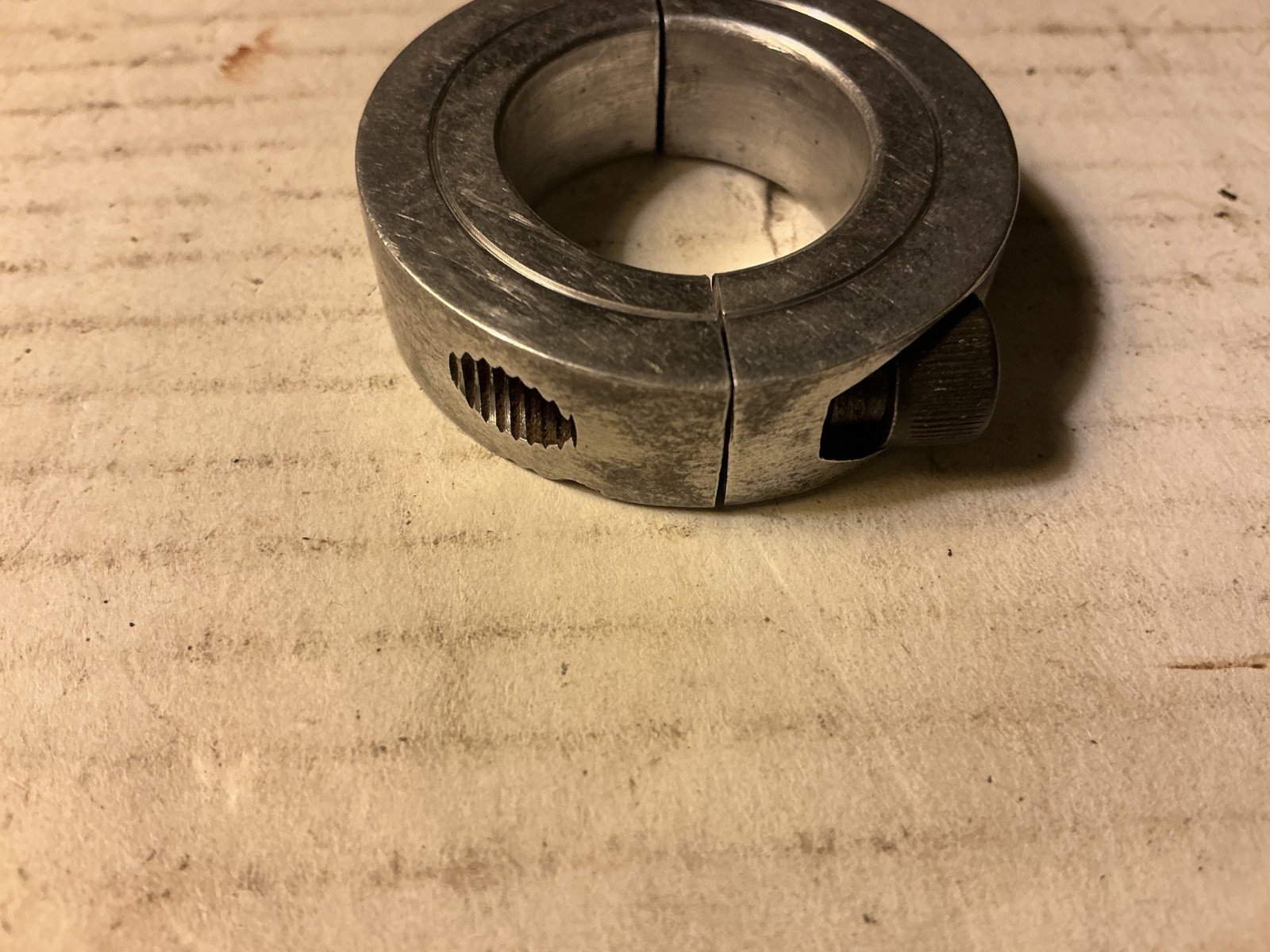 DK seat-clamp (removed from ‘85 Kuwahara Lightning) 25.4mm. Original bolts