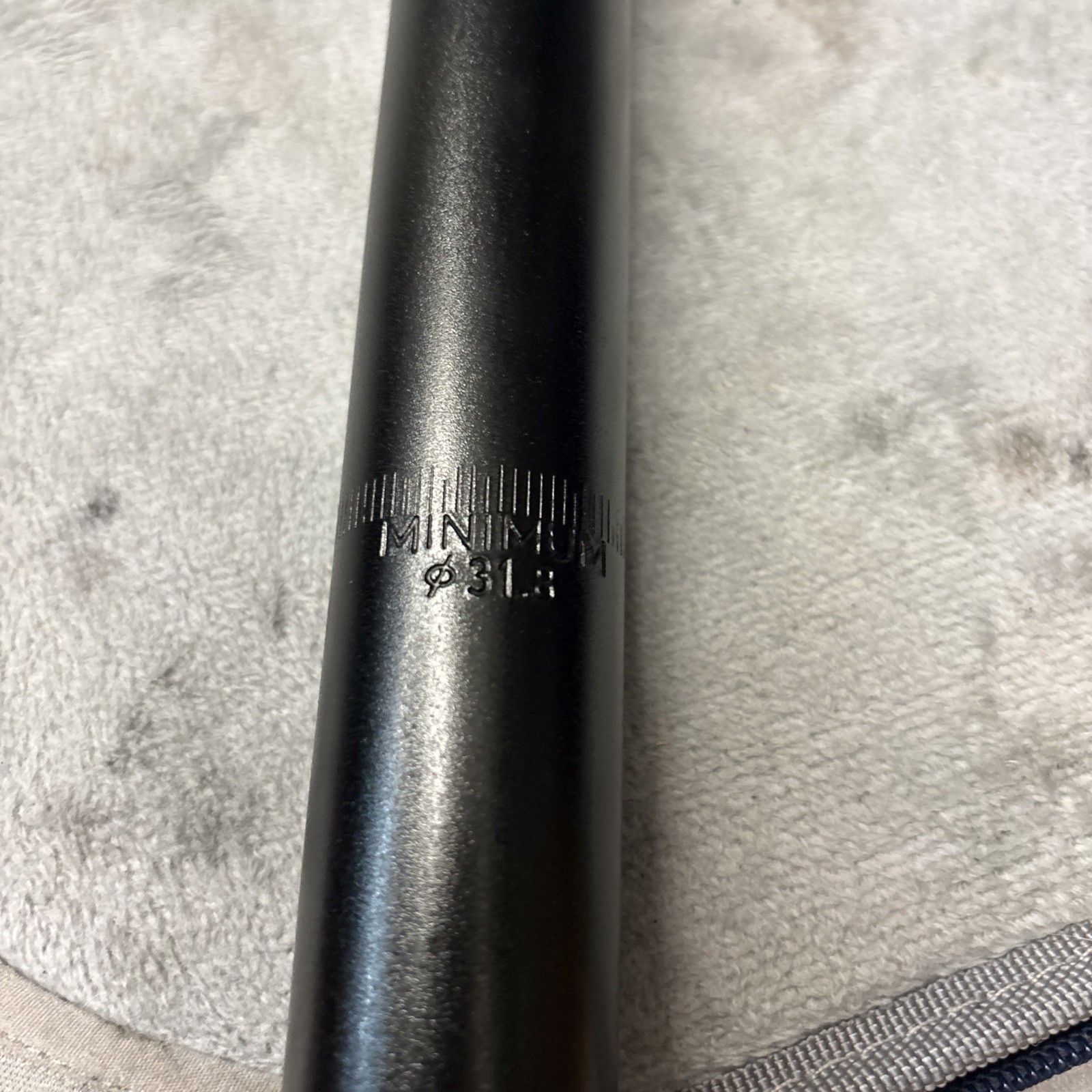 Versatile 500mm Steel Seatpost for Enhanced Cycling Comfort 31.8