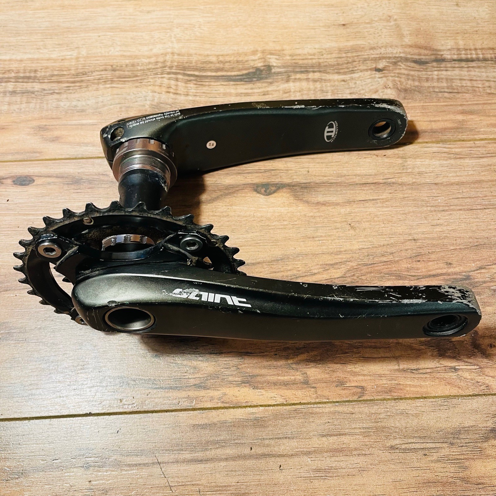 Shimano Saint FC-M800 175 Hollowtech II Crankset 104BCD 22 32 2X + BB