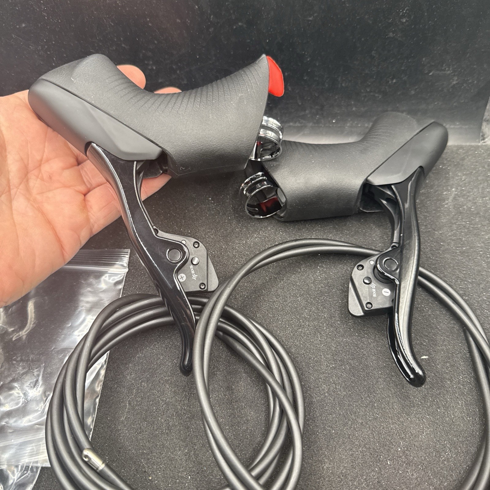 Sram Force Axs D1 1000/2000mm Hydraulic Disc Shifter And Brake Set 12 Speed (nw)